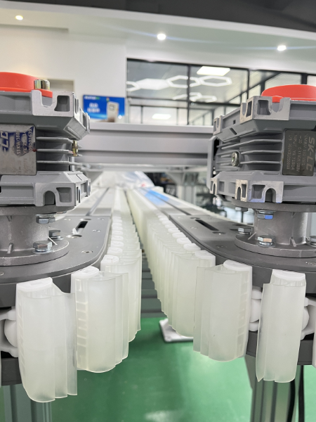 夾持輸送稱重設(shè)備 夾持輸送稱重設(shè)備